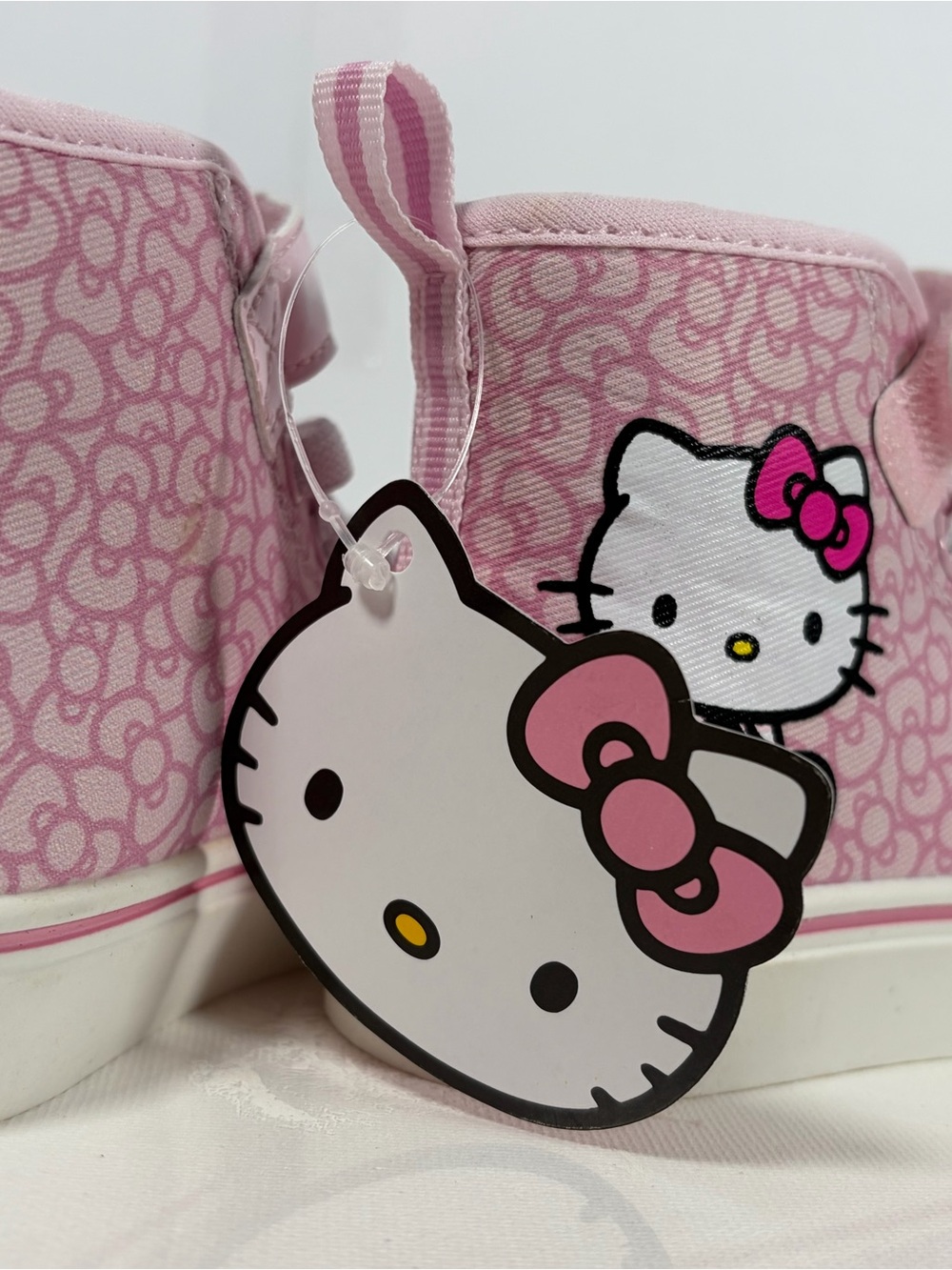 Sanrio Hello Kitty Pink High Top Sneakers Girls Toddler Size 8 - Picture 10 of 13